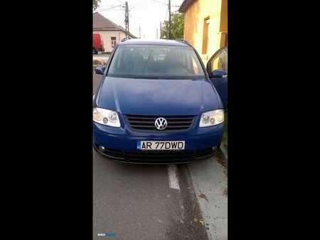 Volkswagen Touran - Poza 1