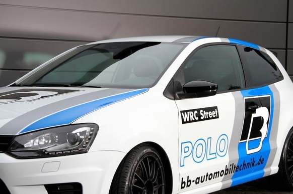 2013 B&amp;B Volkswagen Polo R WRC Street: Poza 1