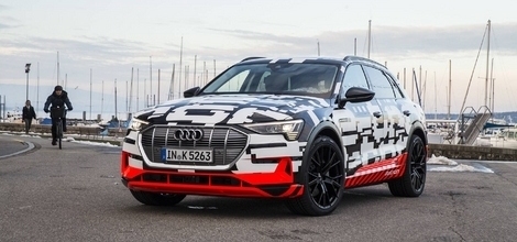 Audi e-tron prorotype a fost expus la Geneva