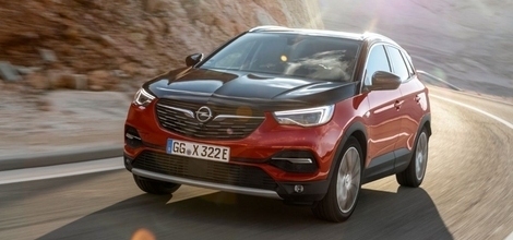 Opel a prezentat noul Grandland X Hybrid4 cu 300 de cai putere si sistem plug-in hybrid
