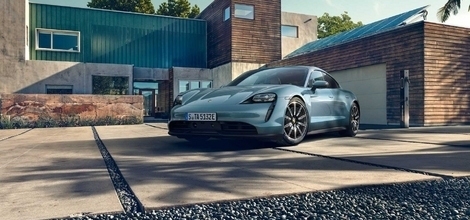 Porsche extinde gama modelului electric Taycan cu versiunea de baza 4S